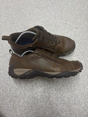 Merrell Bellot hiking shoes size 11